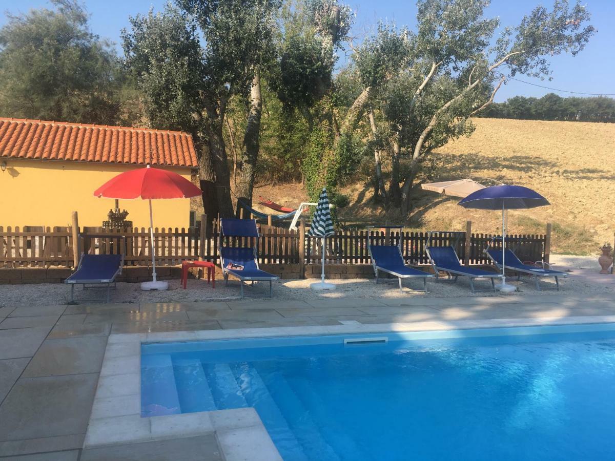 Agriturismo Fattoria Del Colle Ези Экстерьер фото
